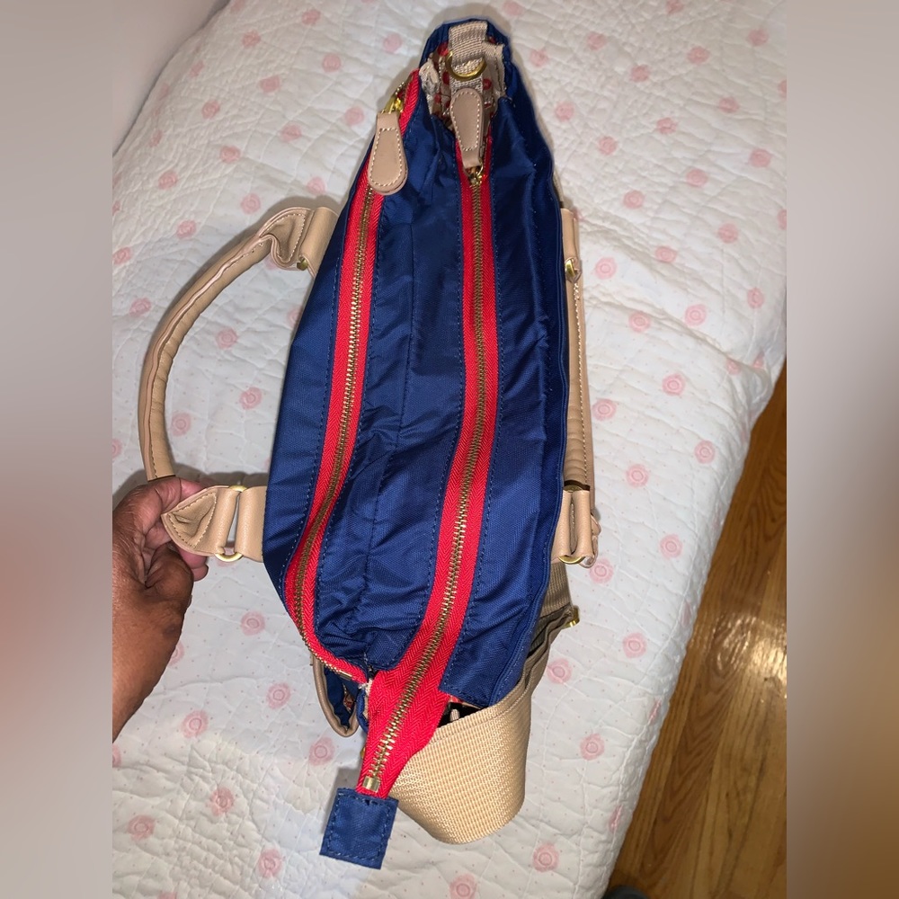 Diaper bag - Picture 2 of 8